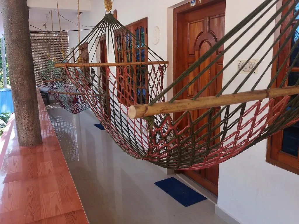 Kaithakuzhi Home Stay Varkala Quarto em Acomodações Particulares